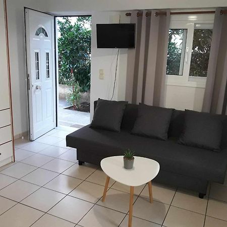 Ferienwohnung Simple, Calm And Center 2 Kalamata Exterior foto