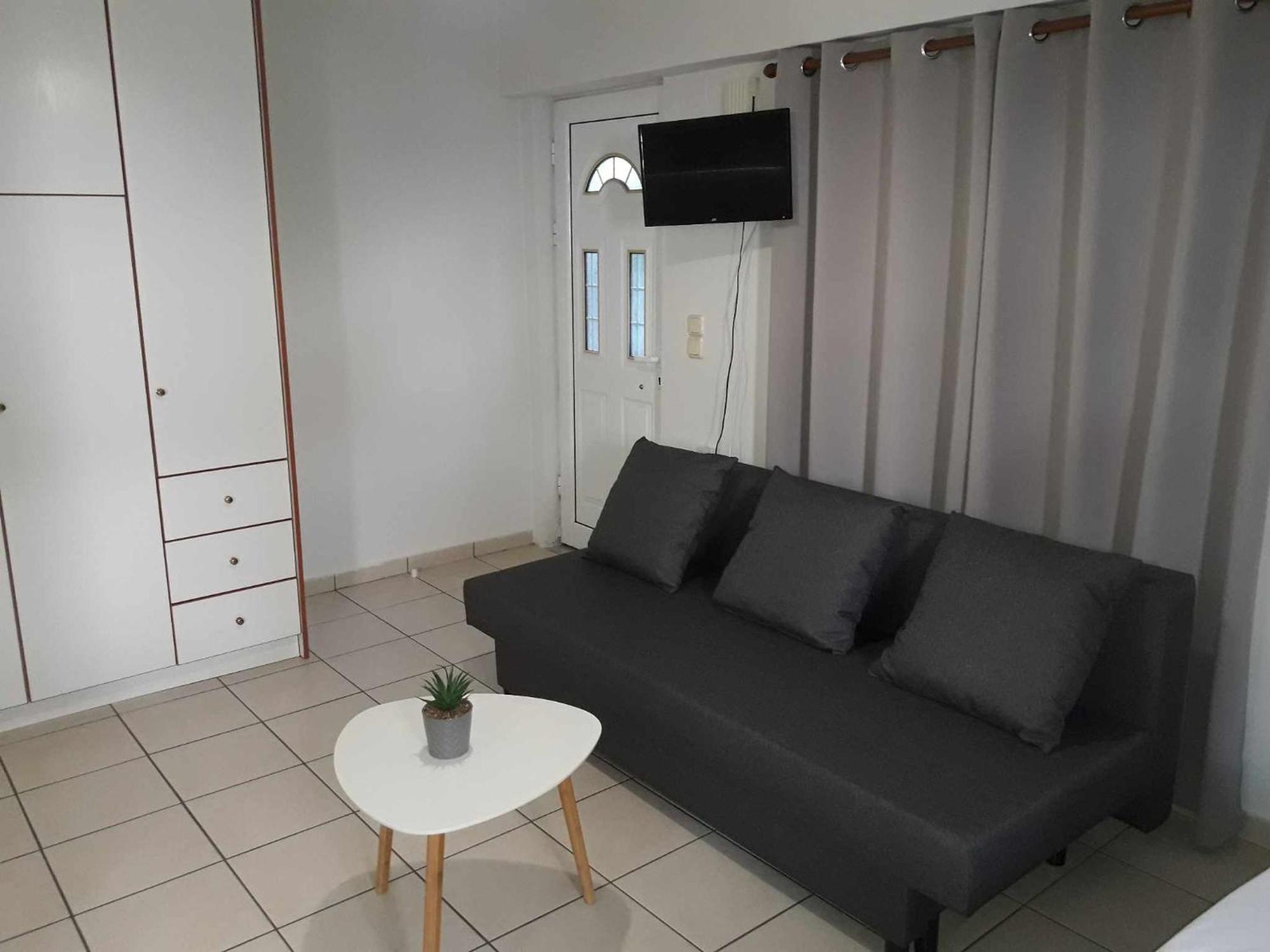 Ferienwohnung Simple, Calm And Center 2 Kalamata Exterior foto