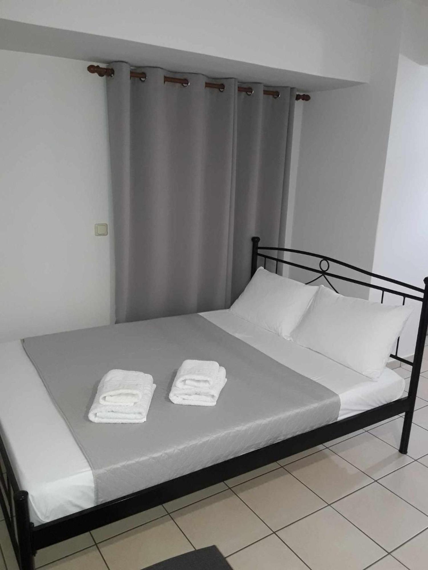 Ferienwohnung Simple, Calm And Center 2 Kalamata Exterior foto